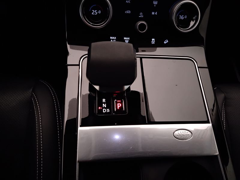 GuidiCar - LAND ROVER Range Rover Velar 2022 Range Rover Velar 2.0d i4 mhev R-Dynamic 4wd 204cv auto Usato